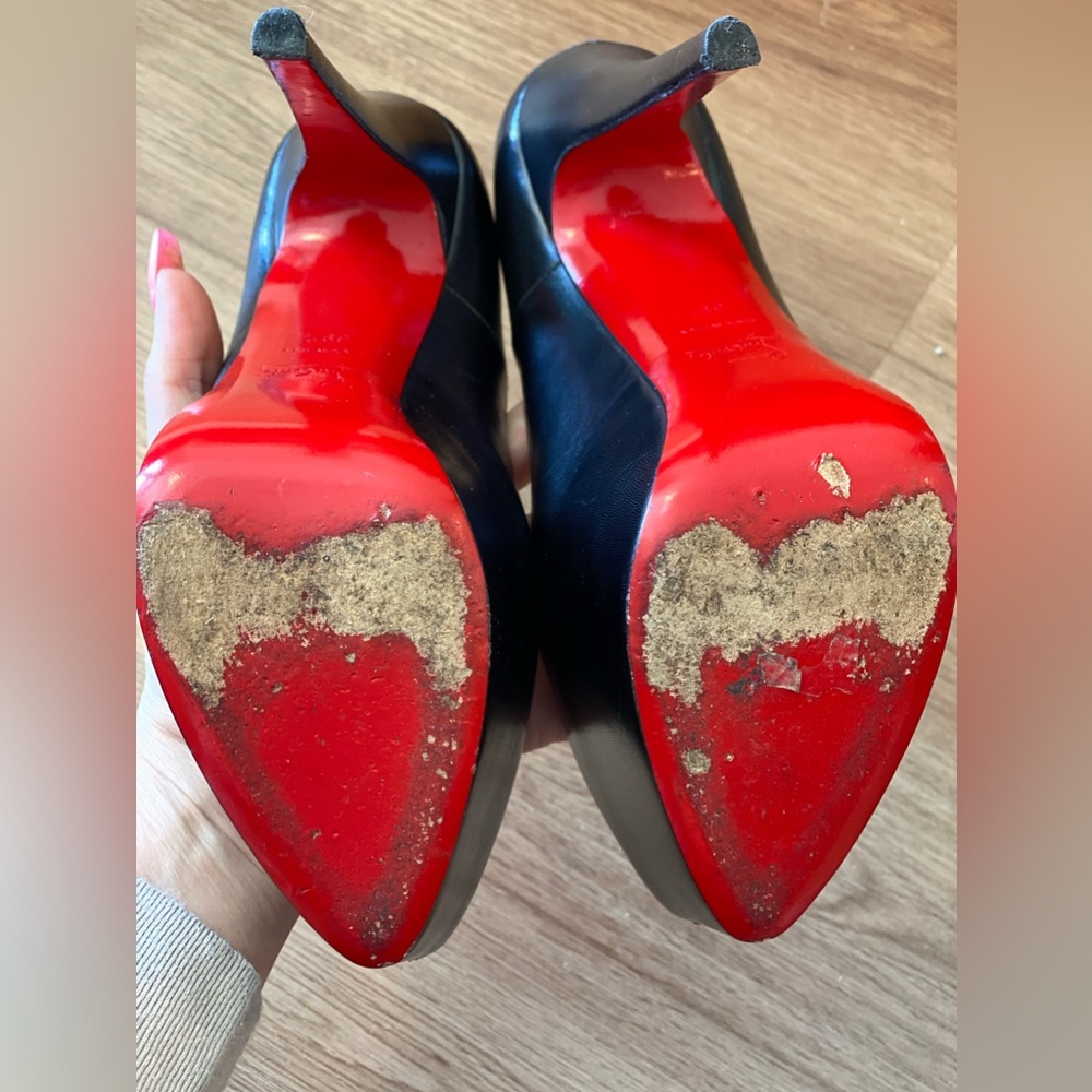 louboutin daffodile 160